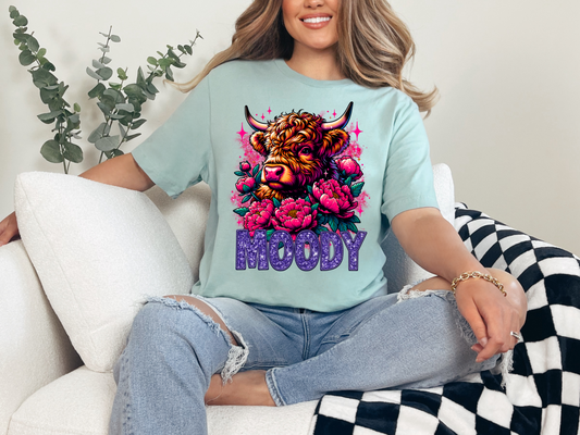 Moody Highland Cow T-Shirt – Where Sass Meets Sparkle